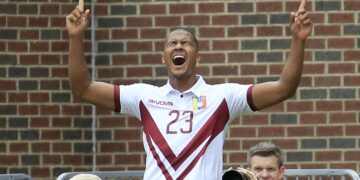 Rondón? ¿Descubre quién es el mejor jugador de la historia del fútbol venezolano?