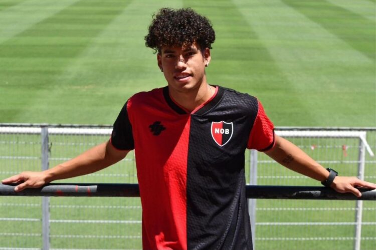 En la mira de Flamengo, astro venezolano firma su primer contrato profesional con Newell’s Old Boys