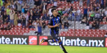 Sin espacio, Samuel Sosa evalúa futuro en Querétaro; El delantero interesa a los clubes brasileños