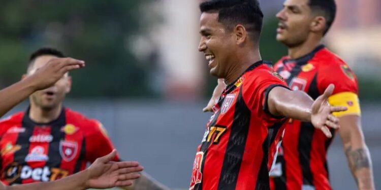 Fracasan las negociaciones con el club colombiano y Darvis Rodríguez ficha por el Rayo Zuliano