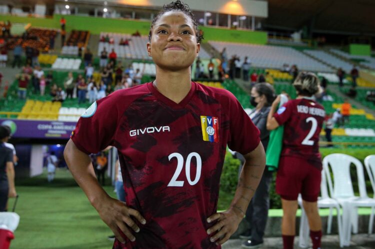 Vea los números de Dayana Rodríguez, ex-Grêmio , nuevo fichaje del Corinthians