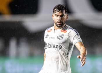 Santos número 10, Tomás Rincón dice: “El mayor honor de mi carrera”