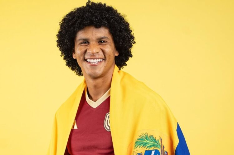 Universidad Católica ficha a préstamo a Eduard Bello procedente del Barcelona SC; descubrir detalles