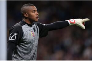 Wilker Fariñez en acción con la selección venezolana