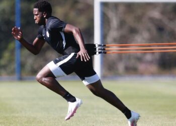 Jan Hurtado, ex Boca Juniors, Bragantino y Atlético-GO, es ofrecido a San Lorenzo, pero el club aún no abrió negociaciones