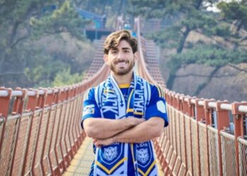 Matías Lacava debuta en la derrota del Ulsan Hyundai ante el Buriran United; conocer detalles