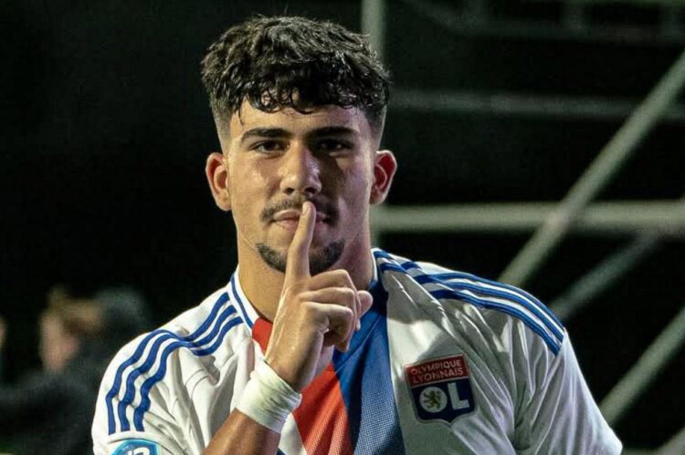 Alejandro Gomes marca un triplete y llega a nueve goles con el Olympique Lyon en la temporada 2024/2025