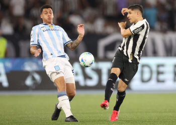 Botafogo de Jefferson Savarino pierde y ve cómo Racing gana la Recopa