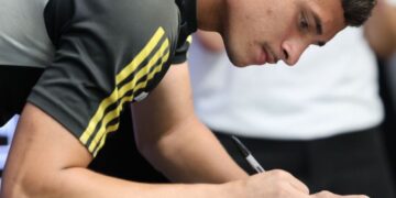 Colo-Colo firma contrato profesional con canterano venezolano; conocer detalles