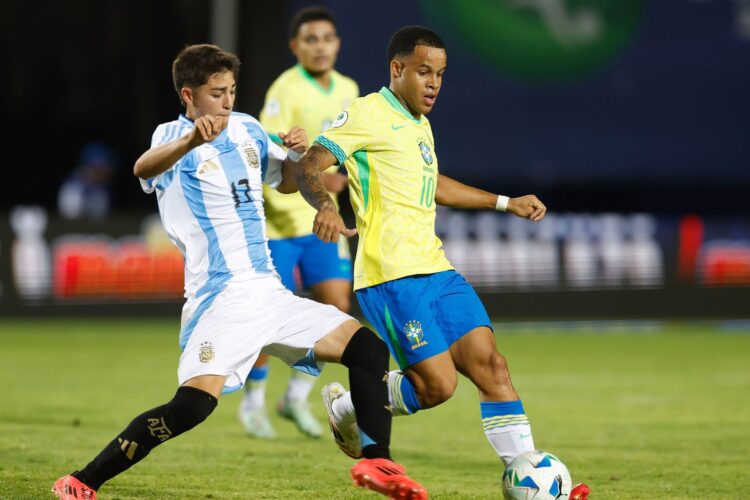 Brasil y Argentina se disputan el título en el Sudamericano Sub-20