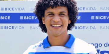 Eduard Bello en Universidad Catolica