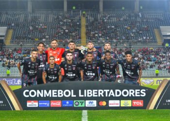 Managas ganó 2-0 Defensor, de Uruguay, en primer partido de fase prévia de la Copa Libertadores
