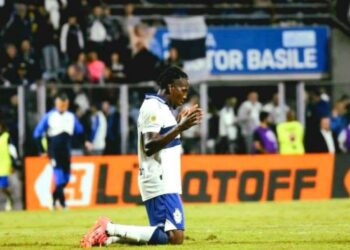 ¡Exclusivo! El técnico de Gimnasia explica por qué Jan Hurtado no es titular: “Estuvo mucho tiempo inactivo”