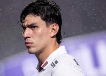 Nahuel Ferraresi no tiene garantizada la titularidad ante el Sport en el Brasileirão