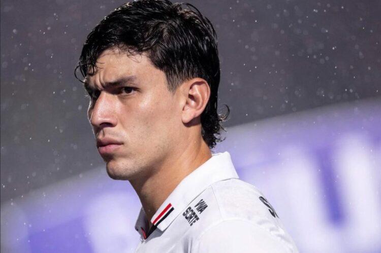 Nahuel Ferraresi no tiene garantizada la titularidad ante el Sport en el Brasileirão