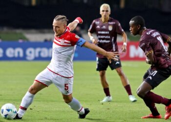 Estudiantes vence a Carabobo y abre ventaja en el grupo de Botafogo