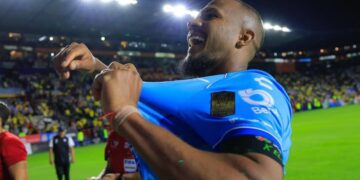 Salomón Rondón guía al Pachuca a los cuartos de final con un gol heroico