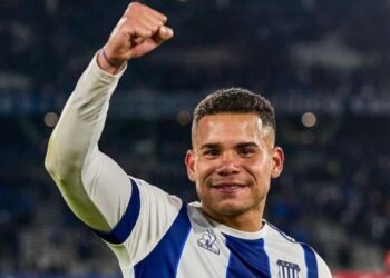 Miguel Navarro tendrá entrenador interino tras despido de Alexander Medina de Talleres