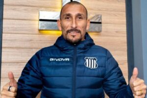 Miguel Navarro tendrá entrenador interino tras despido de Alexander Medina de Talleres