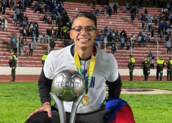 Gabriel González, el maracucho que hizo historia como campeón con Bolívar a los 22 años