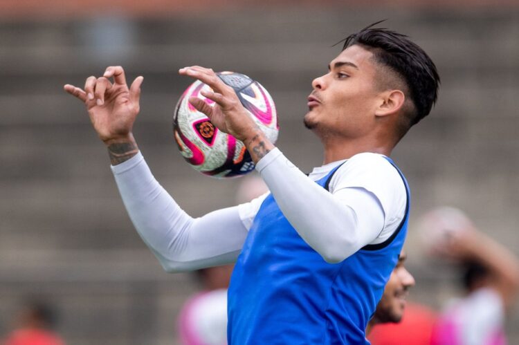 Jeriel de Santis brilla en el Caracas FC y ya lo siguen desde Perú