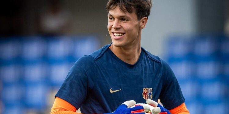 Con raíces latinas, el portero de 19 años es la apuesta del Barcelona ante el Flamengo en la final de la Copa Intercontinental Sub-20