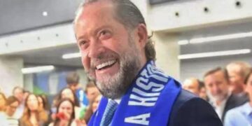 Juan Carlos Escotet asume la presidencia del Deportivo La Coruña con la mira puesta en la élite