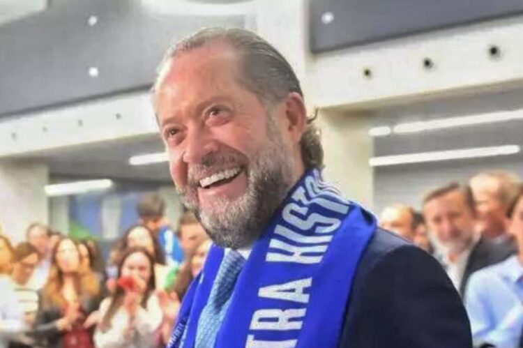 Juan Carlos Escotet asume la presidencia del Deportivo La Coruña con la mira puesta en la élite