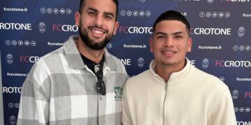 Giancarlo Simigliani, joven venezolano, es nuevo refuerzo del FC Crotone de la Serie C de Italia