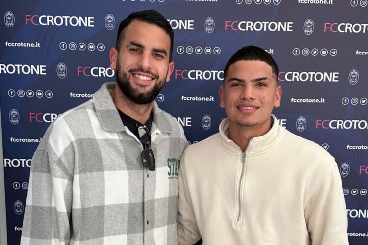 Giancarlo Simigliani, joven venezolano, es nuevo refuerzo del FC Crotone de la Serie C de Italia