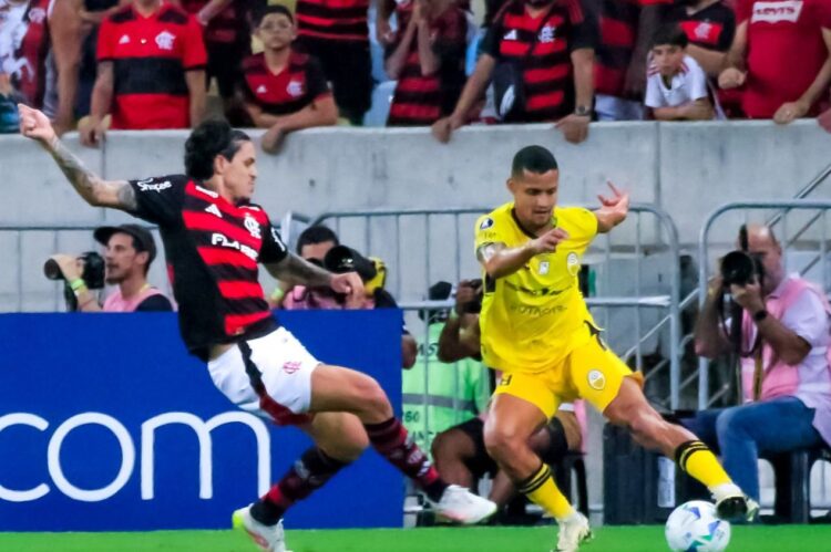 Deportivo Táchira presiona al final, pierde ante Flamengo y se despide de la Libertadores