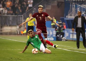 ¿Por qué Fernando Batista ignora a Adalberto Peñaranda con tantos lesionados?