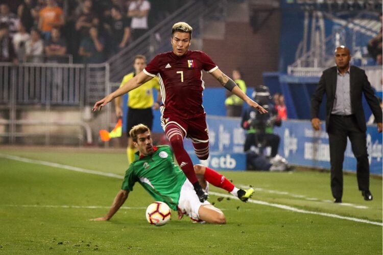 ¿Por qué Fernando Batista ignora a Adalberto Peñaranda con tantos lesionados?