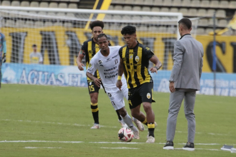 Edcson Tamiche - Deportivo Táchira