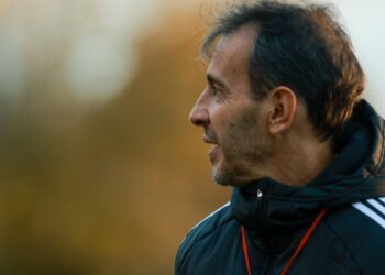 La FCF prioriza a Sebastián Beccacece para la selección chilena y tiene a Fernando Batista como alternativa