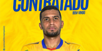 Albert González deja Ureña y ficha por el fútbol brasileño