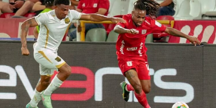 Jhon Murillo brilló, Wuilker Faríñez falló: América de Cali venció 2-1 al Águilas Doradas en duelo criollo de la Liga BetPlay