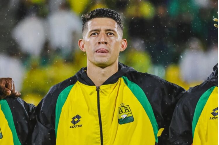 Leonardo Flores se quedó en el banco, Bucaramanga venció al Mineiro pero cayó por penales y se despidió de la Sudamericana