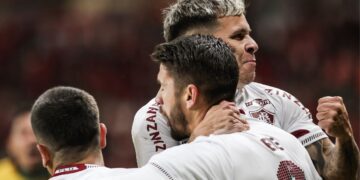 Yeferson Soteldo preocupa al Fluminense tras lesionarse contra el Internacional