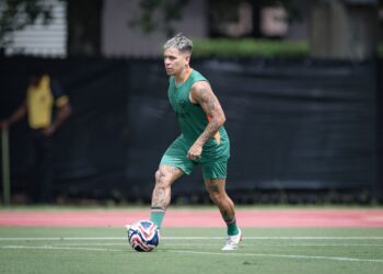 Sin Yeferson Soteldo, Santos busca un delantero goleador y evalúa a un jugador destacado del fútbol español