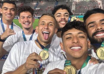 Kervin Andrade, con ofertas para dejar Fortaleza, será reevaluado por Renato Paiva