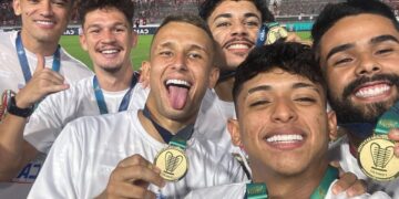 Kervin Andrade, con ofertas para dejar Fortaleza, será reevaluado por Renato Paiva