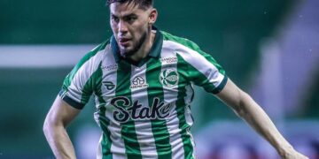 Wilker Ángel resistió, pero no evitó la derrota del Juventude ante São Paulo en el Brasileirao