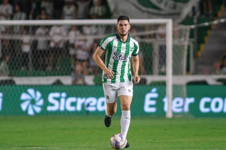 Wilker Ángel sufre con defensa expuesta y Juventude es goleado por Cruzeiro