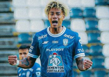 Jhonder Cádiz la estrelló en el palo, metió presión y casi define, pero Pachuca ganó en el final