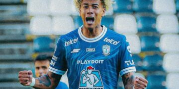 Jhonder Cádiz la estrelló en el palo, metió presión y casi define, pero Pachuca ganó en el final