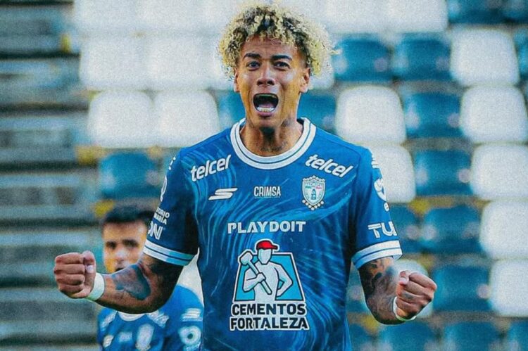 Jhonder Cádiz la estrelló en el palo, metió presión y casi define, pero Pachuca ganó en el final