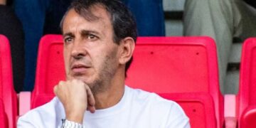 Fernando Batista sigue de cerca el talento local en el clásico UCV vs. La Guaira