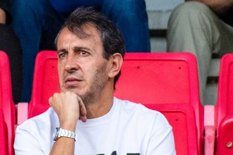 Fernando Batista sigue de cerca el talento local en el clásico UCV vs. La Guaira