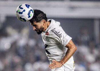 Tomás Rincón brilló en la victoria de Santos sobre Flamengo, pero no destacó